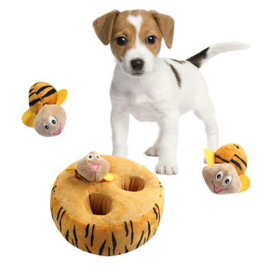 Pet Voice Plush Toys set featuring three spring dolls and one durable mat, made from felpa material, designed for interactive play for dogs and cats.